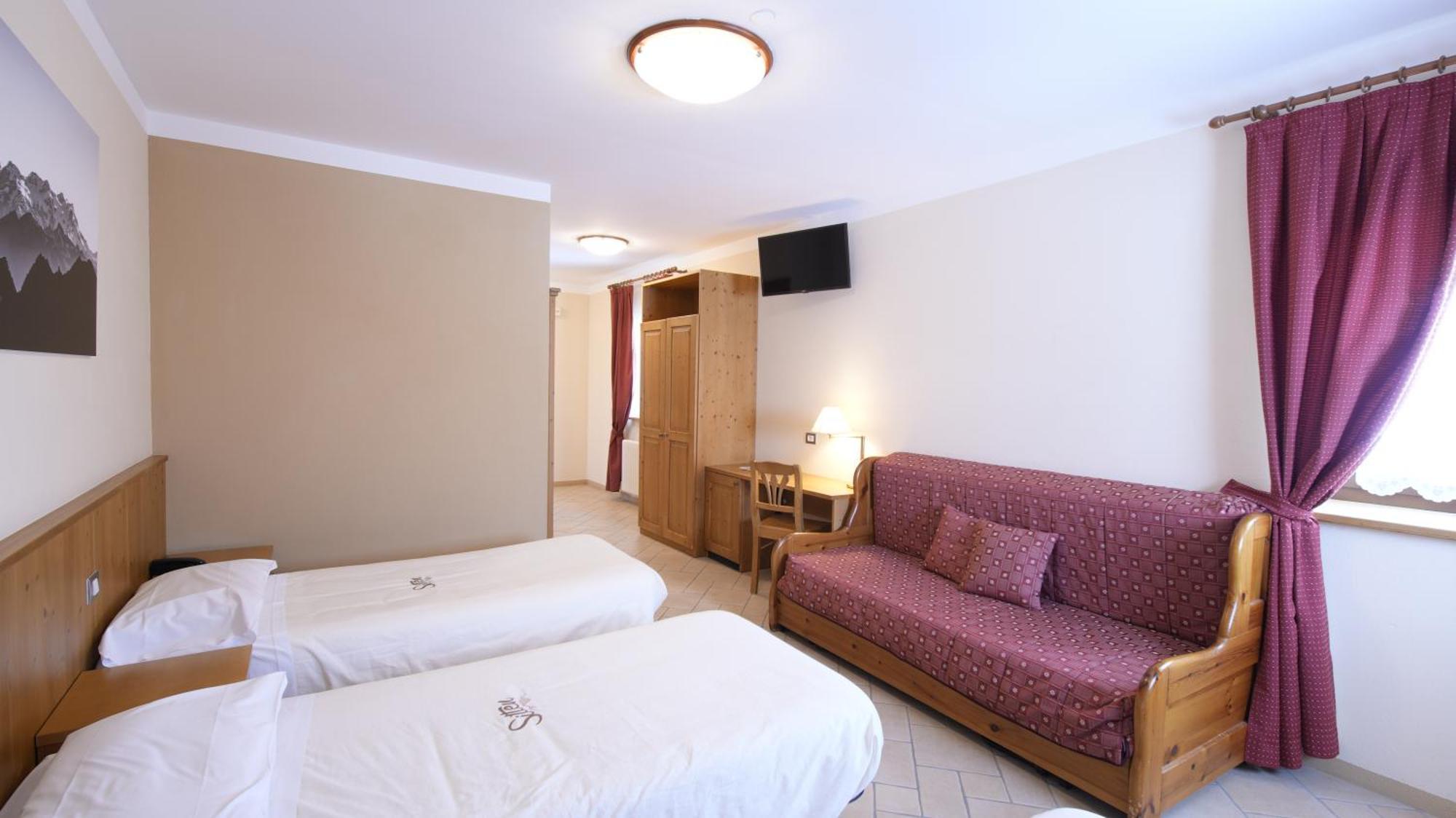 Albergo Ristoro Sitten - 2300 Mt เกรสโซเนย์-ลา-ตรีนีเต ภายนอก รูปภาพ